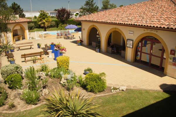 Solenca Contact Hotel (Nogaro)
